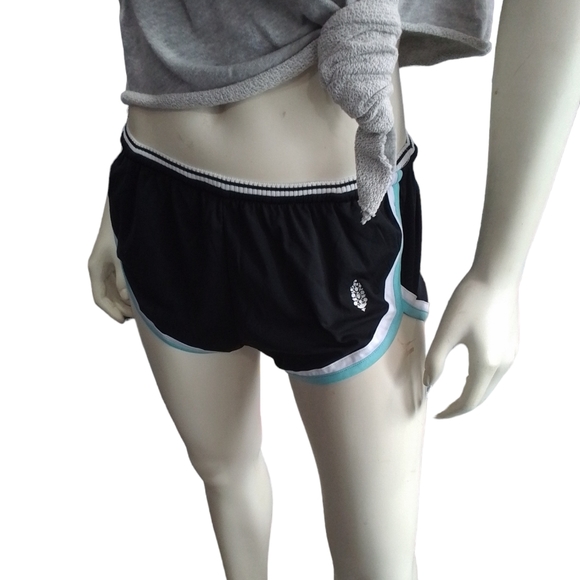 NEWVFree People Movement Black Shorts - Picture 8 of 14